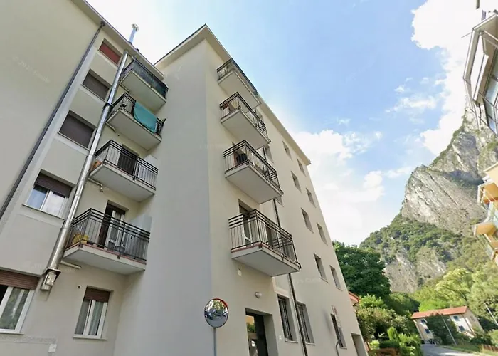 Appartement With A Mountain View